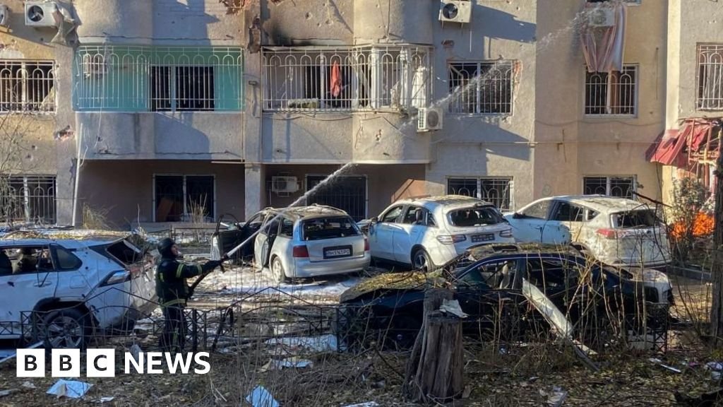 Russia vows 'tangible' response if US missiles used against its territory