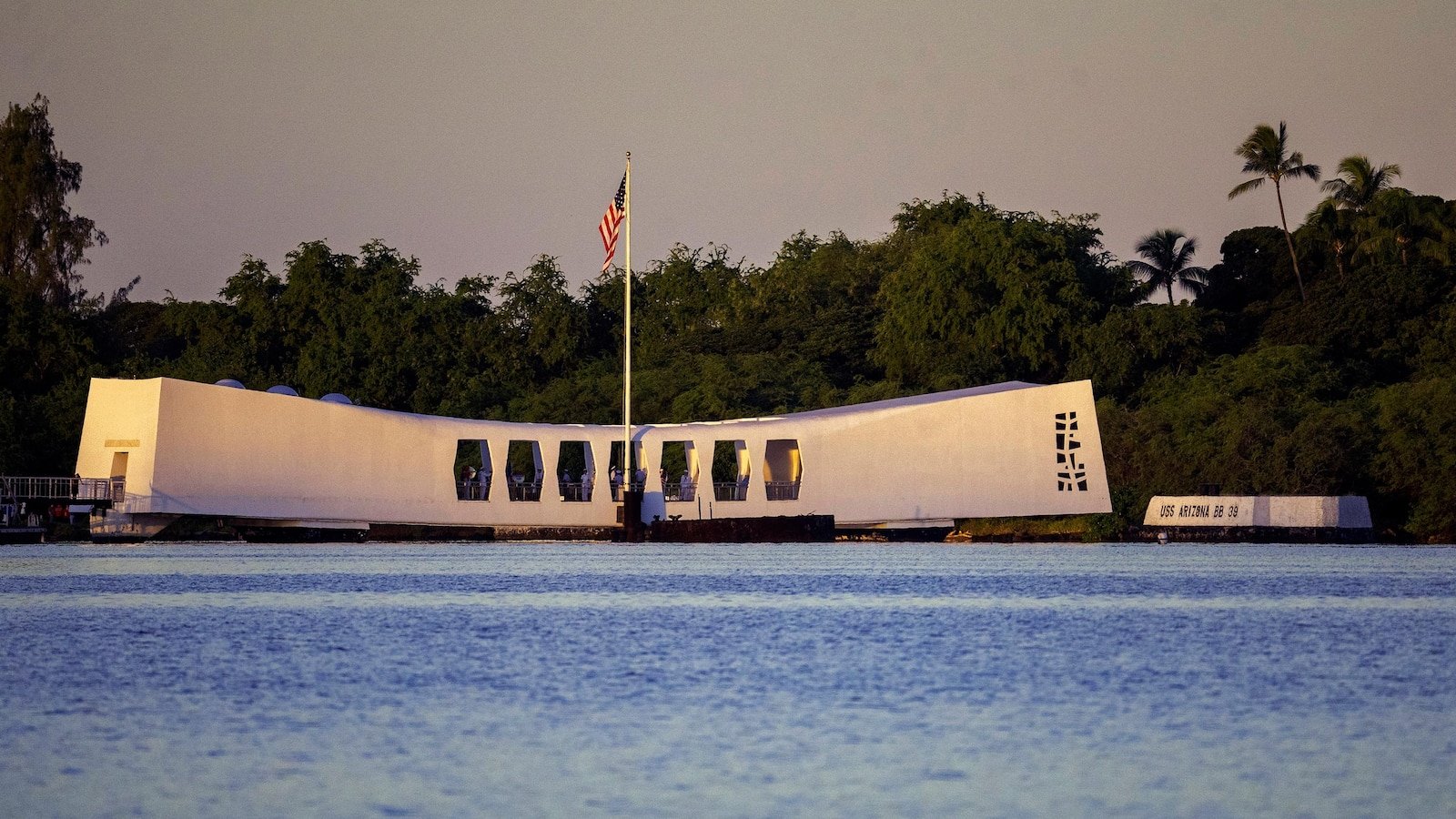 100-year-old Pearl Harbor survivor recalls confusion and chaos during bombing