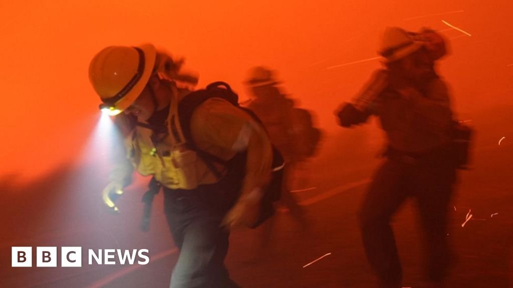 Fast-moving wildfire forces evacuations near Malibu