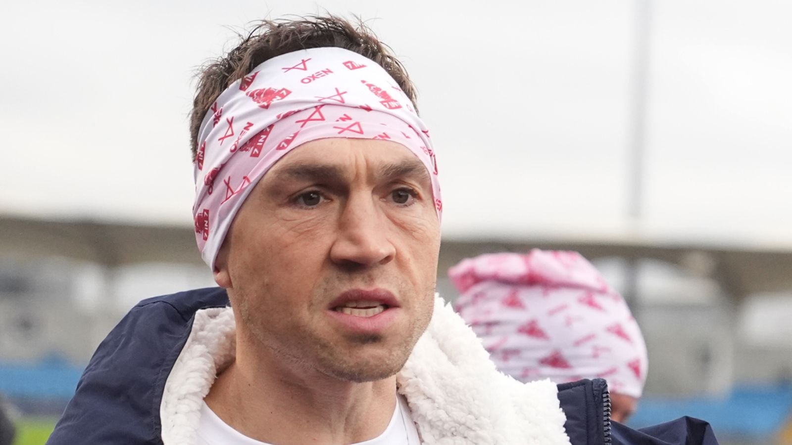 Kevin Sinfield defies injury to complete latest MND charity challenge and raise over £1million | Rugby League News