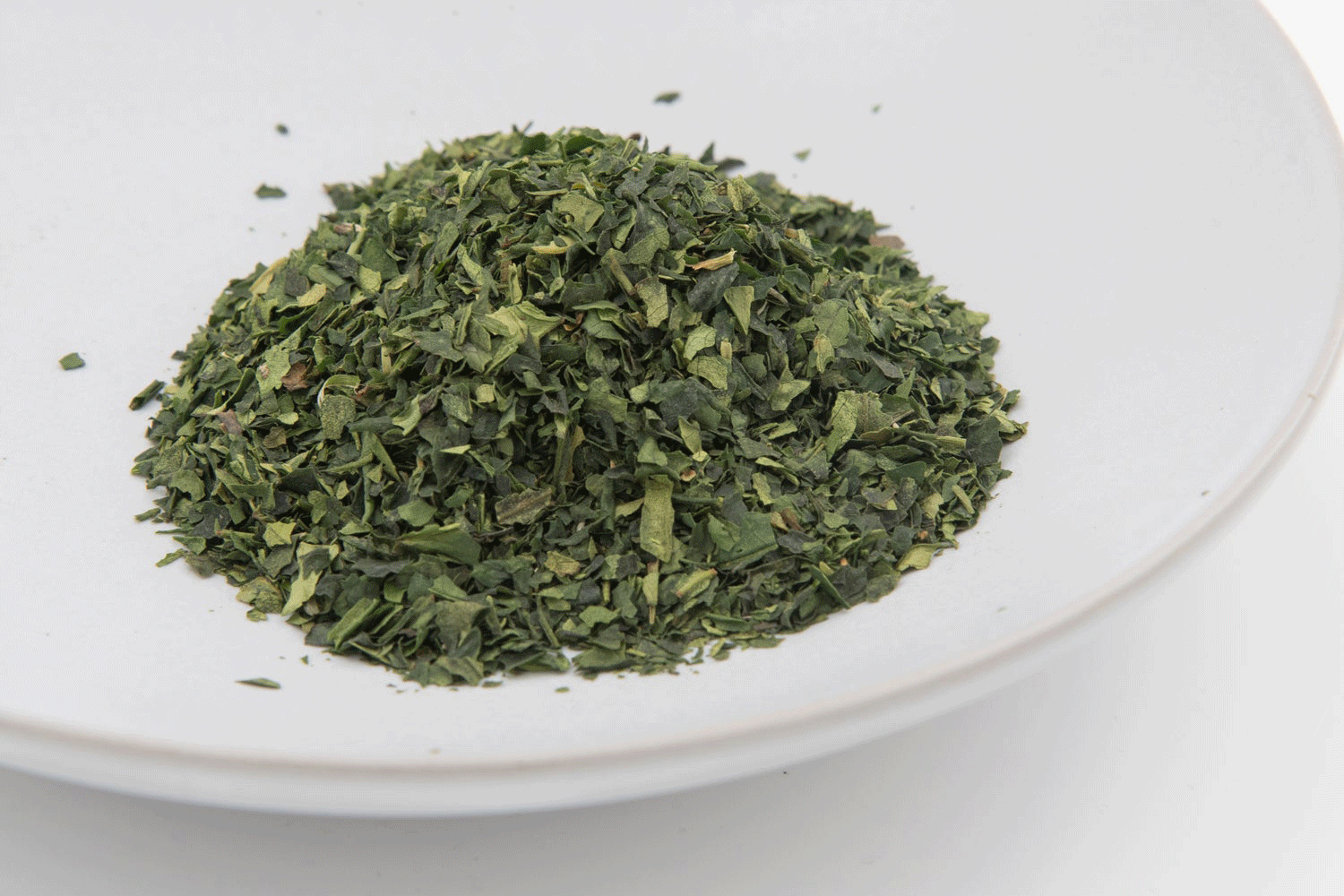 This Sleek Machine Makes a Perfect Cup of Matcha, Plus 5 More Clever Items Our Editors Love