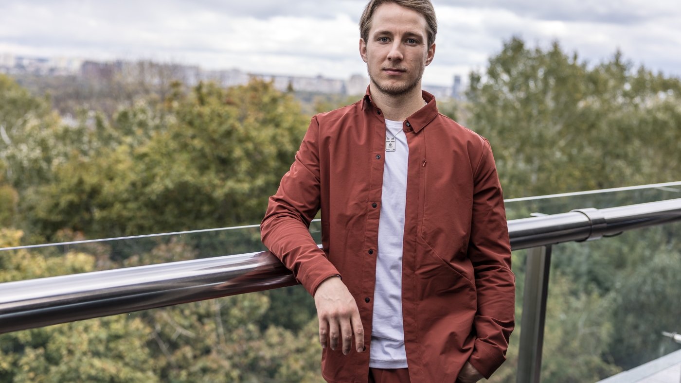 Ukraine's 'The Bachelor' features amputee war veteran : NPR