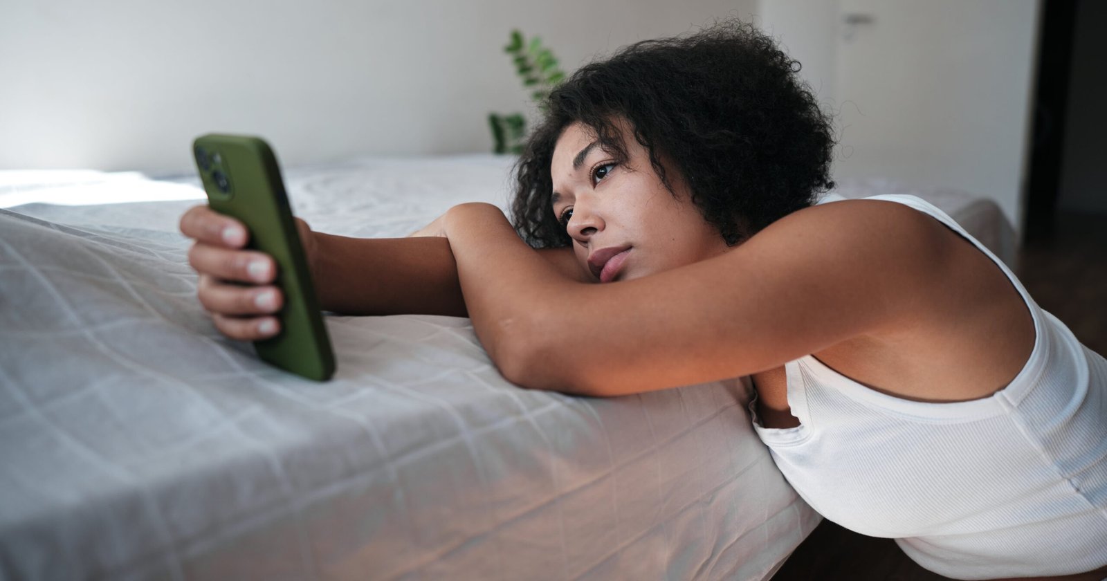 What Is Functional Freeze? A Therapist Explains