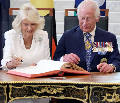 A sparkling royal gem dominated by a single, simple pearl