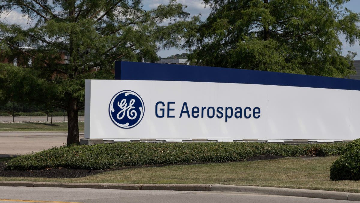 GE Aerospace beats Q4 estimates, 'constructive' for sector
