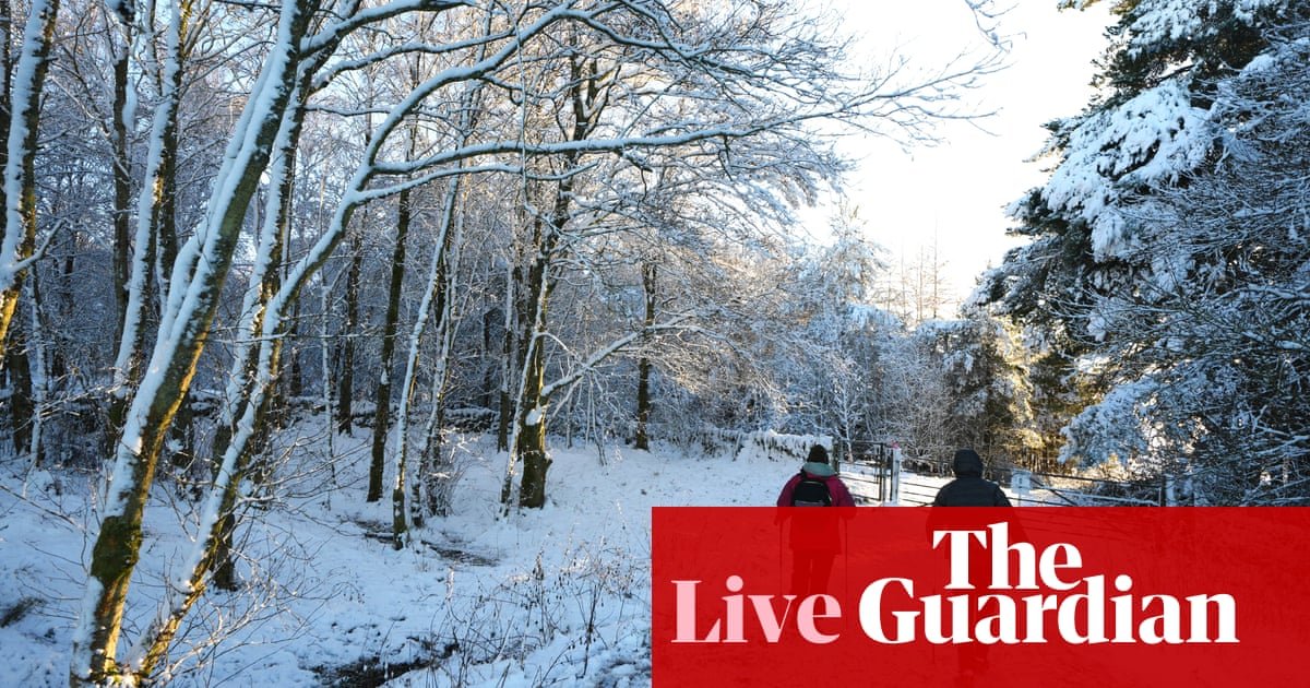UK weather live: country braces for snow and freezing rain as temperatures fall | UK weather