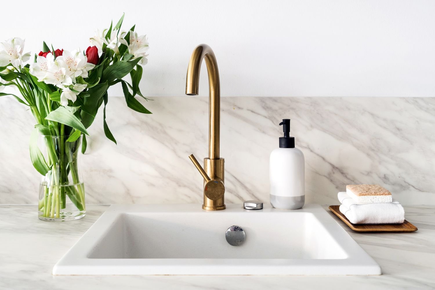 7 Things You Should Never Clean With Bleach