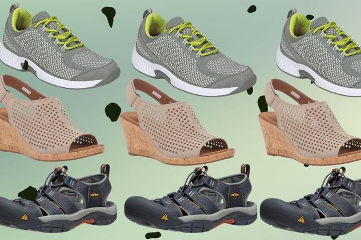 Reviewers With Bunions Say These Are The 16 Most Comfortable Shoes
