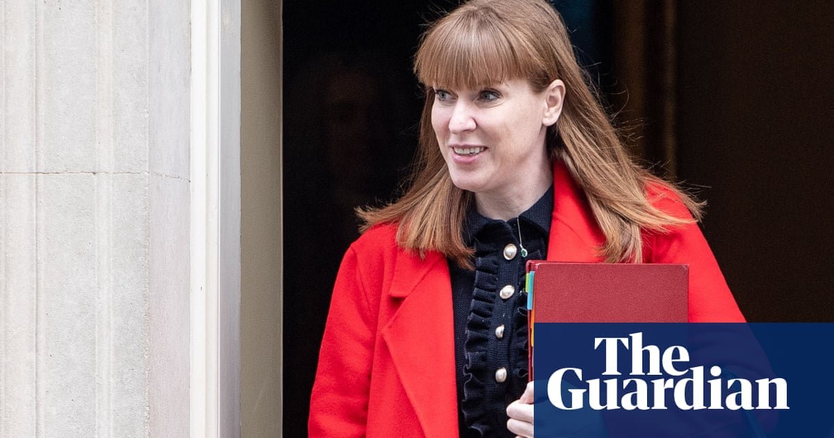 Rogue landlords in England to face curbs on housing benefit income, says Labour | Housing