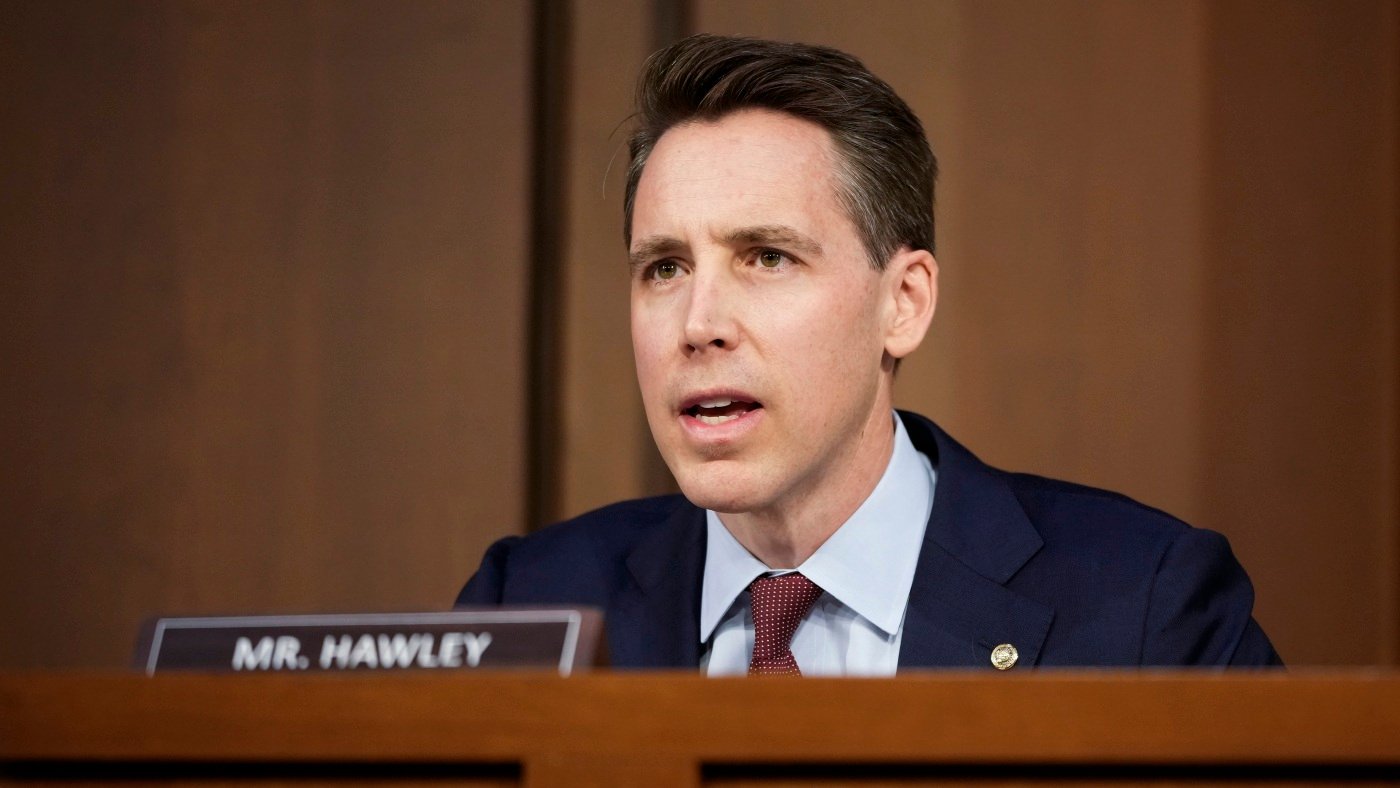 Sen. Josh Hawley talks data privacy, censorship and DOGE : NPR