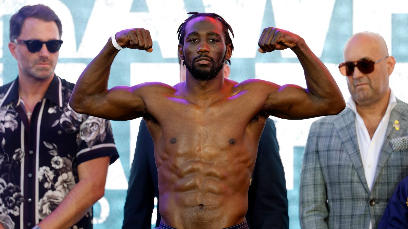 Terence Crawford reveals surprising current weight with message to Canelo Alvarez ahead of mega-fight