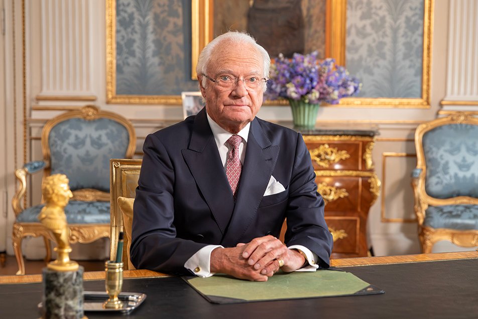 The king who just announced his new granddaughter's name - and got it wrong