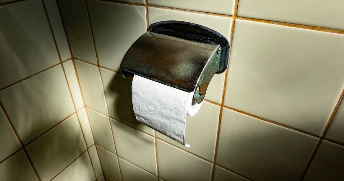 Wet Wipes Are Bad For Your Butt Says Anal Surgeon