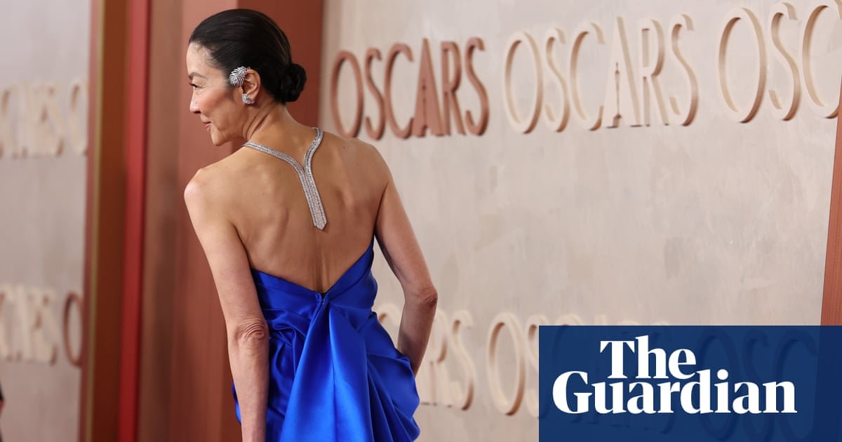 Back to the front: necklaces and other rear view surprises all the rage | Fashion