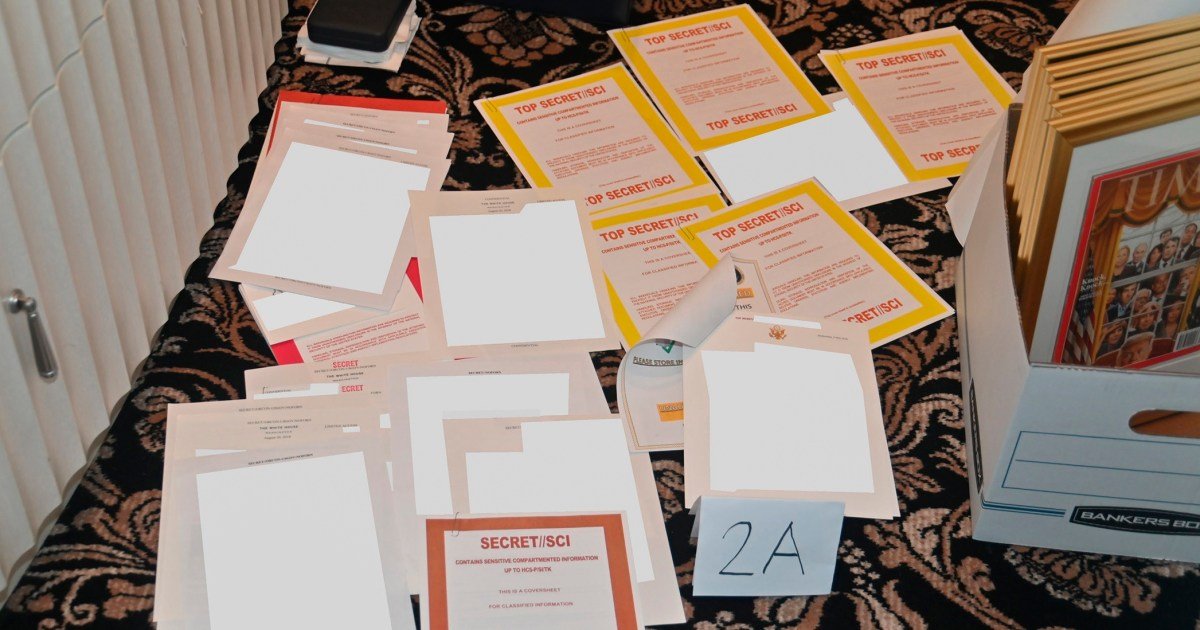 Documents seized in FBI raid on Mar-a-Lago returned to Trump, White House says