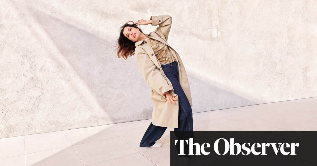 Grab your logo sweatshirt – Gap is making a surprise fashion comeback | Fashion