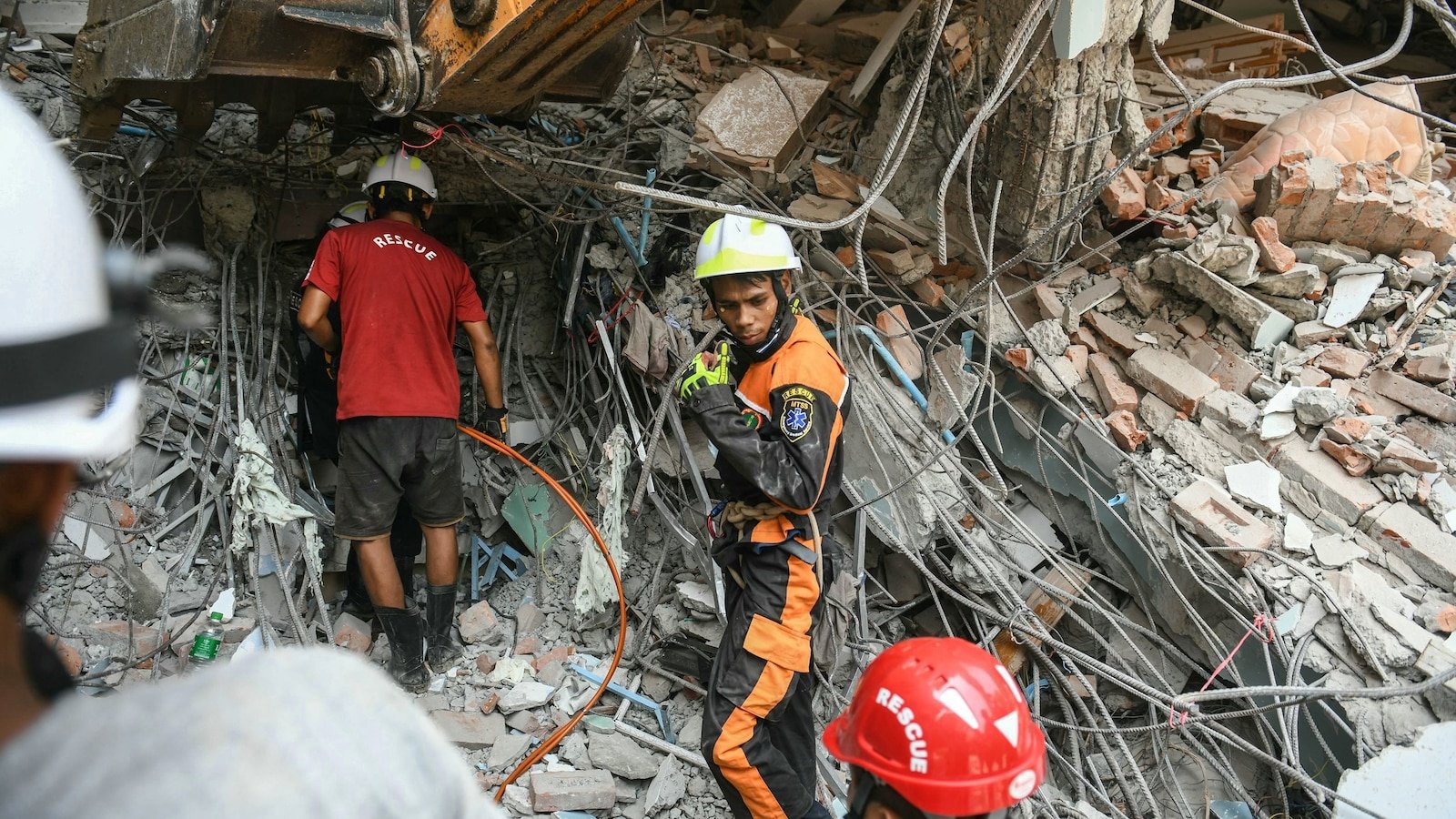 Myanmar-Thailand earthquake live updates: 1,000 dead, officials say