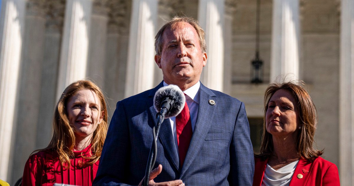 N.Y. county clerk rejects Texas bid to enforce judgment against doctor over abortion pills