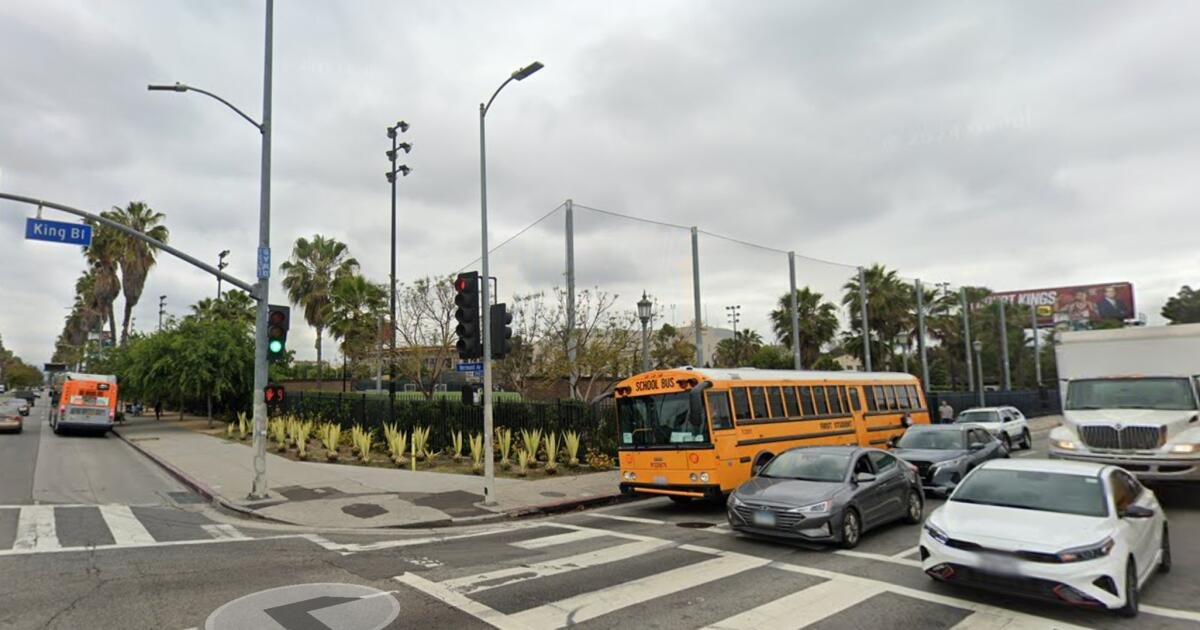3 are shot near Exposition Park after violent weekend in South L.A.