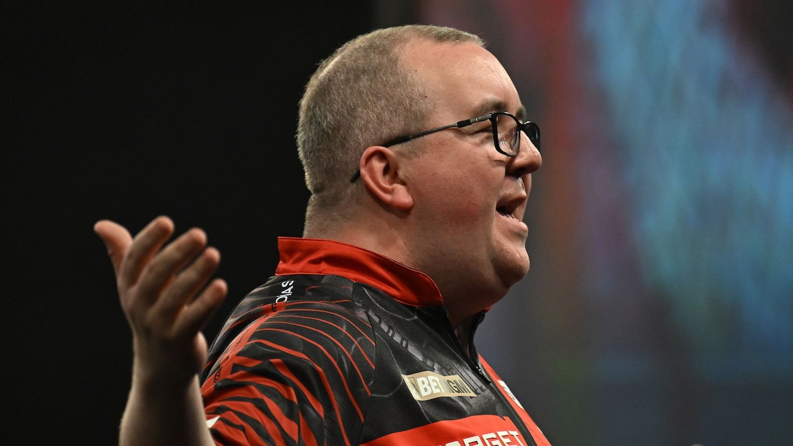 International Darts Open: Bunting vs Aspinall in final LIVE!