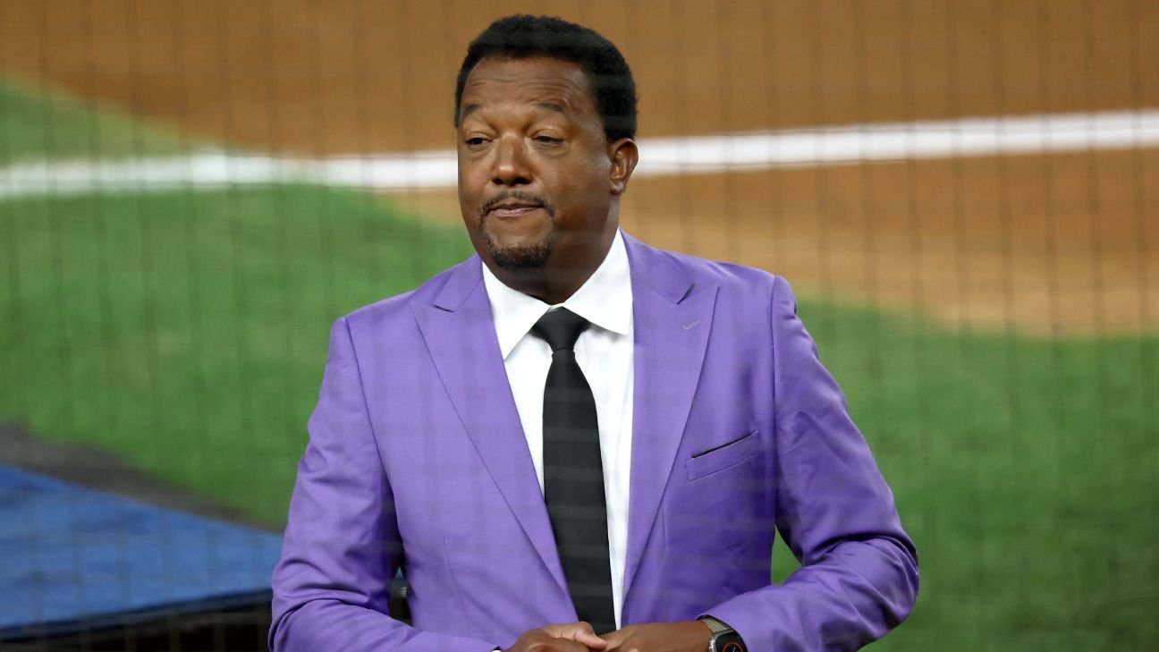 Pedro Martinez says family members missing after roof collapse