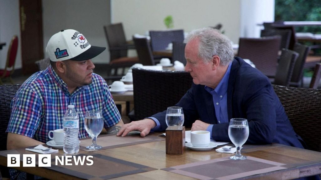 Sen Van Hollen says deported man 'traumatised'