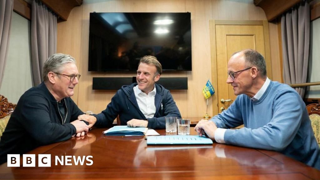 Keir Starmer joins world leaders in Ukraine to call for ceasefire