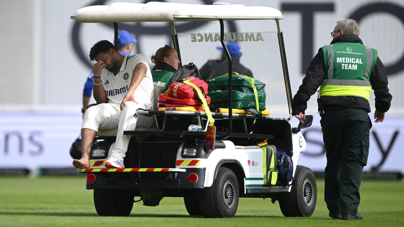 India star suffers freak injury in England Test match leading to him being taken off in ambulance cart