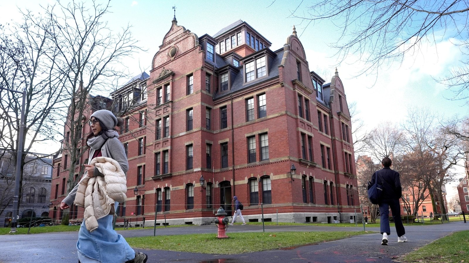Trump administration wants Harvard to pay far more than Columbia as part of settlement