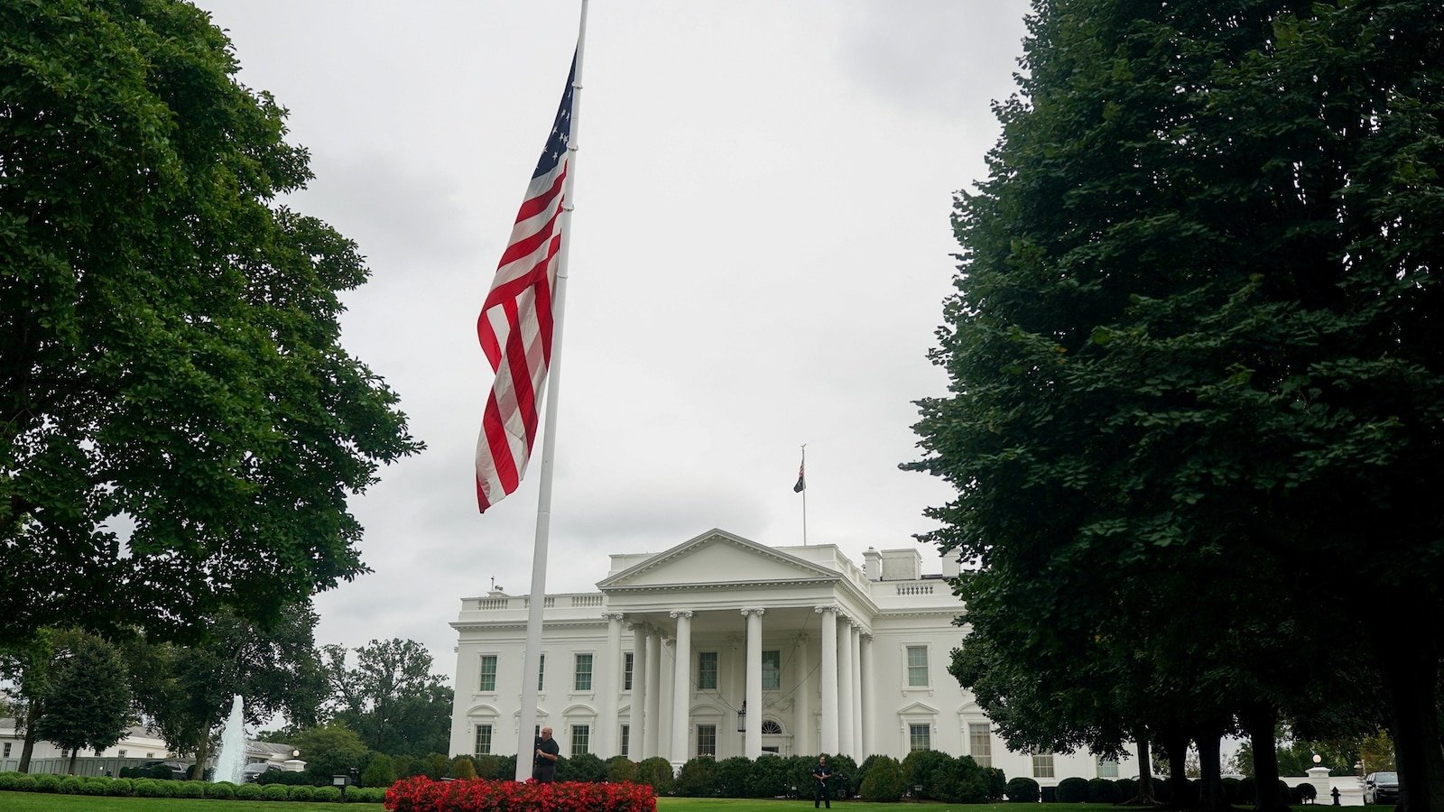 Outpouring of grief from Trump, Vance other leaders after Charlie Kirk fatal shooting