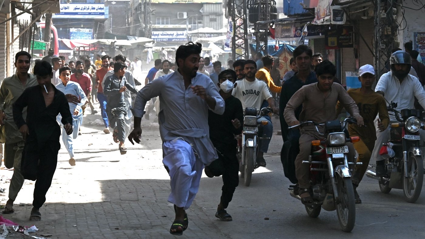 Pakistan bans Islamist TLP party known for anti-blasphemy stance : NPR