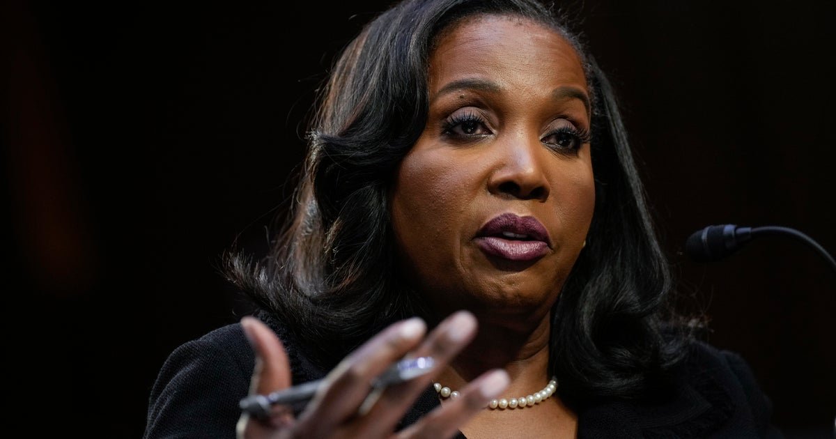 Supreme Court puts off decision on Trump's attempt to fire Lisa Cook from Fed, keeping her in place for now