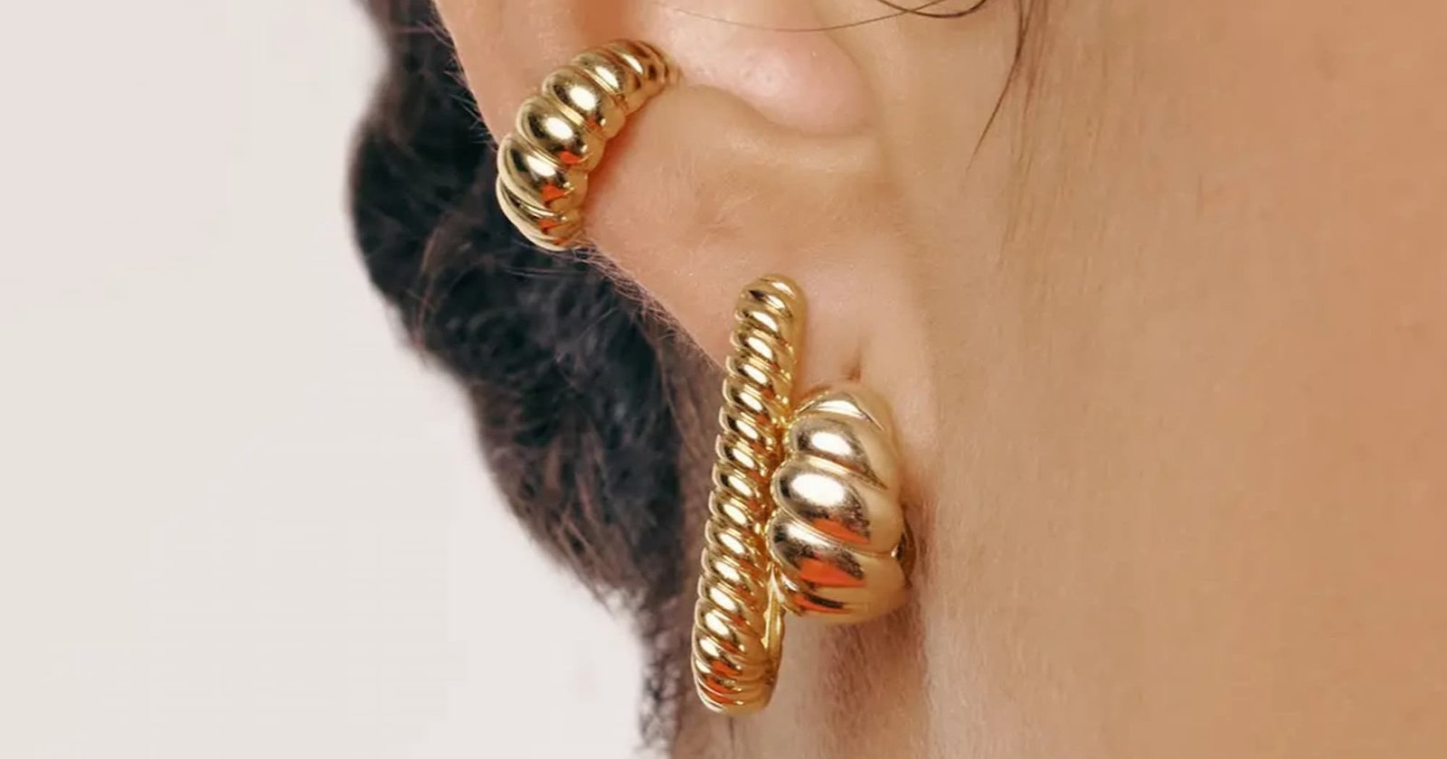 We've Found The Top Rated Gold Hoop Earrings & Huggies