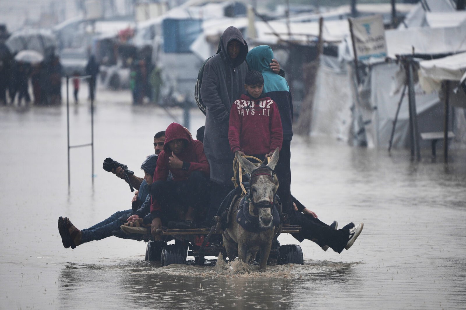 Gaza’s camps brace for floods as Israel blocks key shelter supplies | Gaza