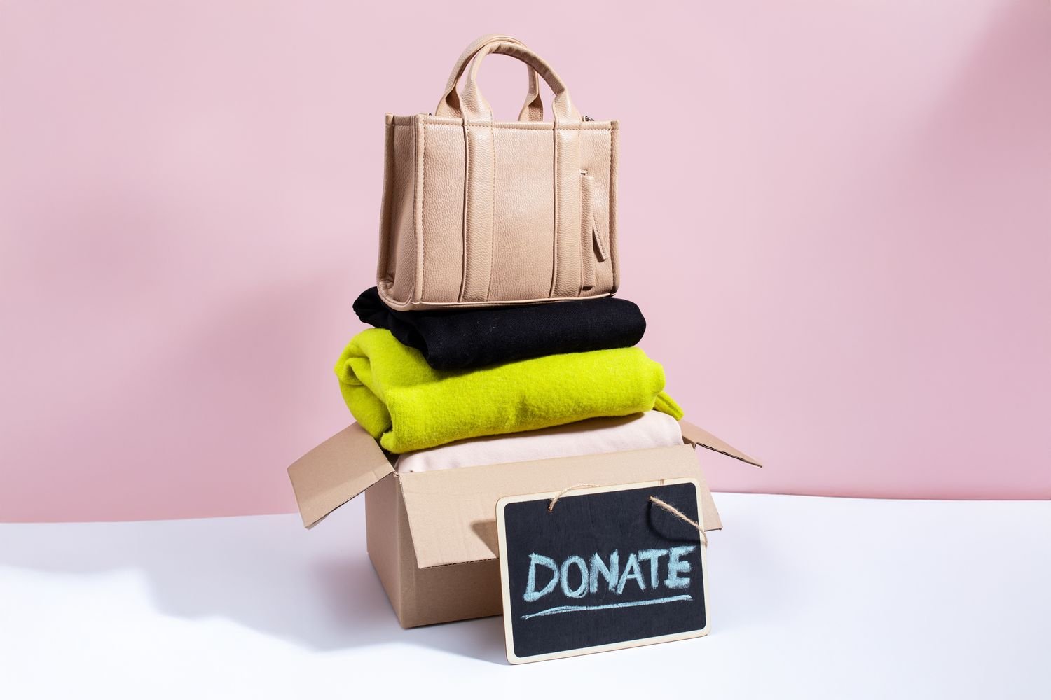 The 90/90 Rule Makes It Way Easier to Get Rid of the Things You’re Hanging on to “Just in Case”