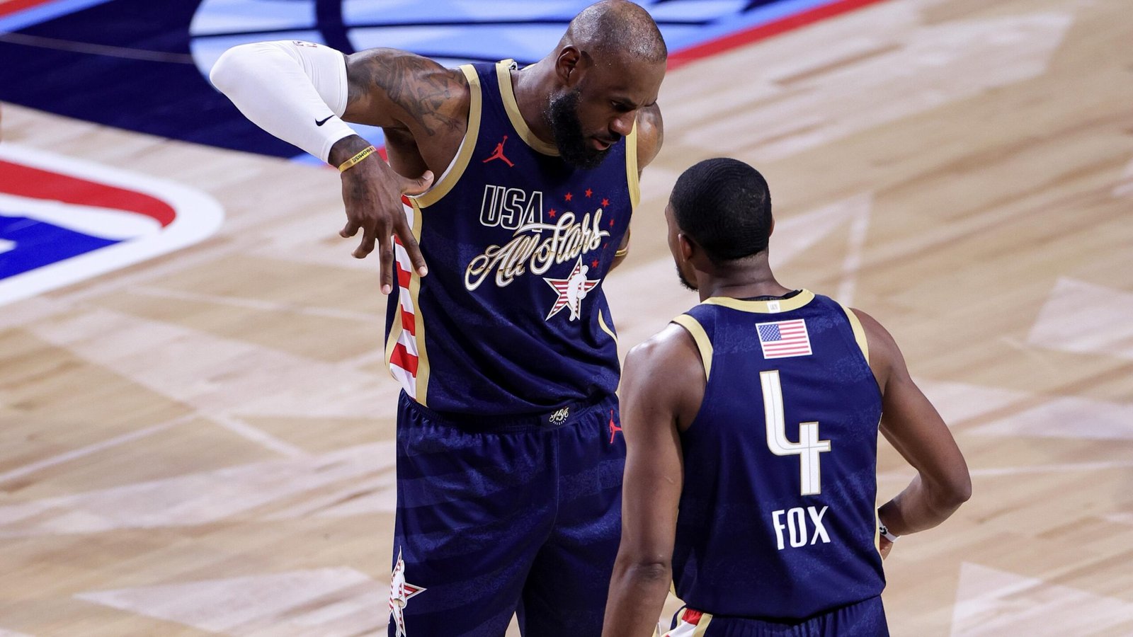De'Aaron Fox Plans to Frame Photo with LeBron James After All-Star Game Buzzer-Beater