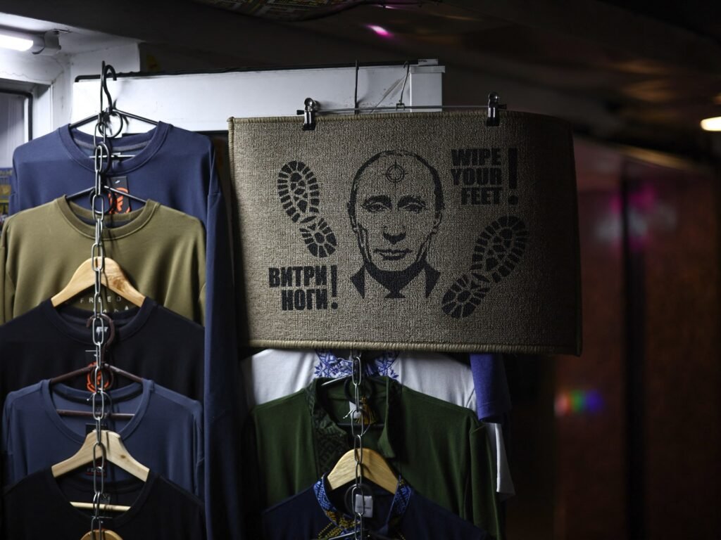 EU sanctions Russian officials as Hungary blocks funds to Ukraine | Russia-Ukraine war News