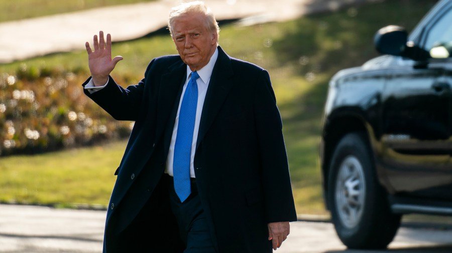 Trump says ‘New England’s amazing’ but stops short of Super Bowl prediction