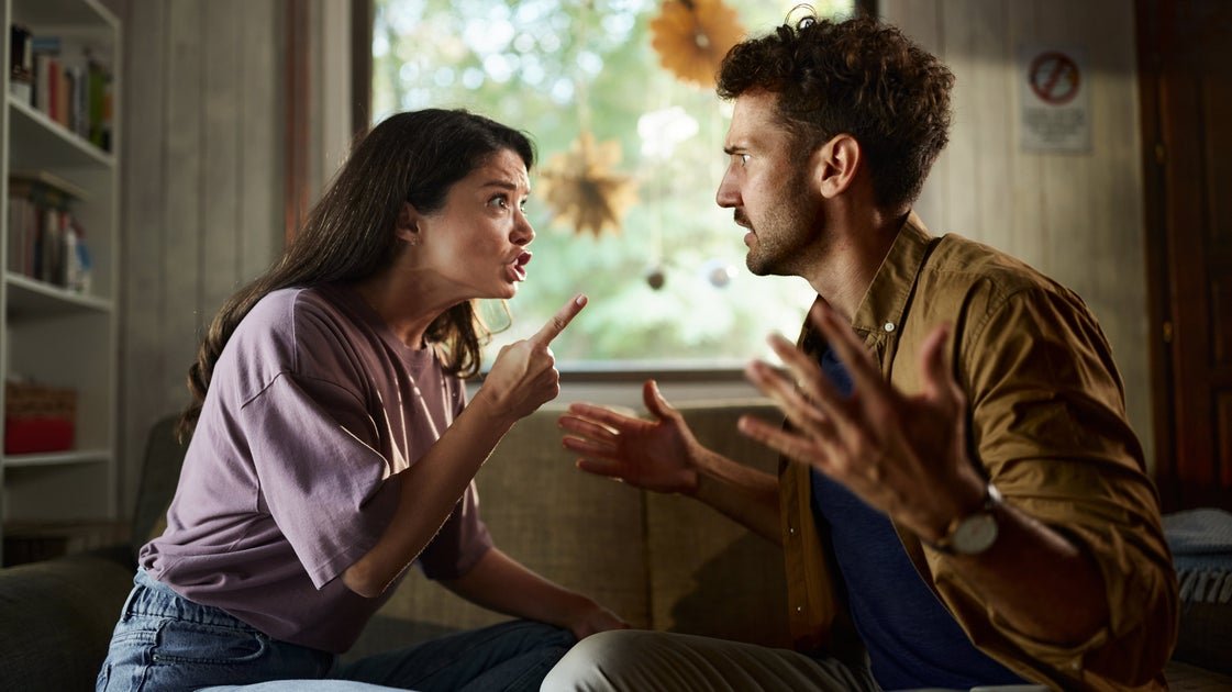 Yes, There Is A 'Right' Way To Dump Someone — And It Comes Down To These 2 Words