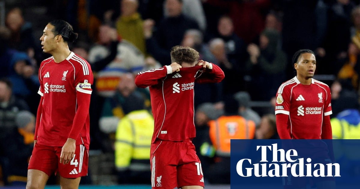 Arne Slot laments ‘same old story’ after Liverpool concede late winner at Wolves | Liverpool
