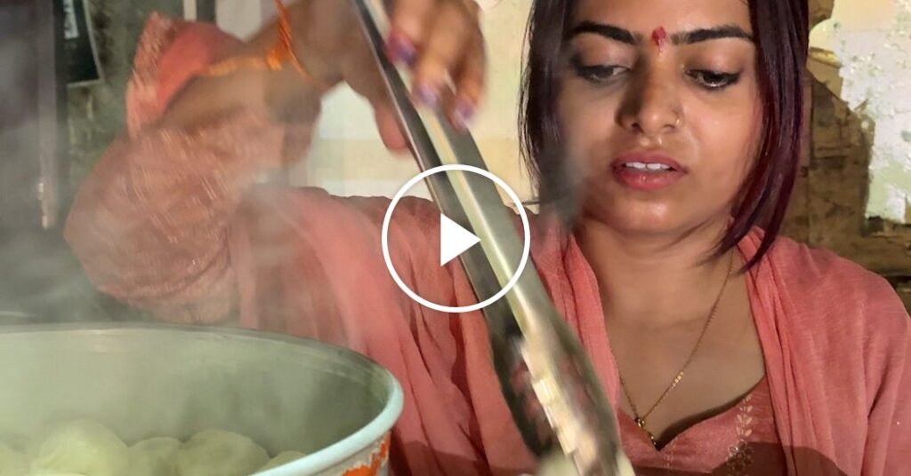 Energy Crisis Forces India’s Eateries to Adapt