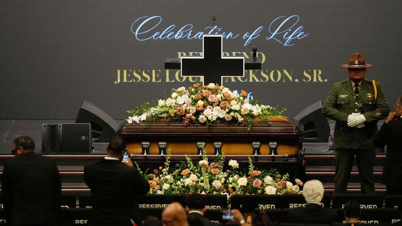 Family, former presidents and a Hall of Famer give Rev. Jesse Jackson a final sendoff : NPR