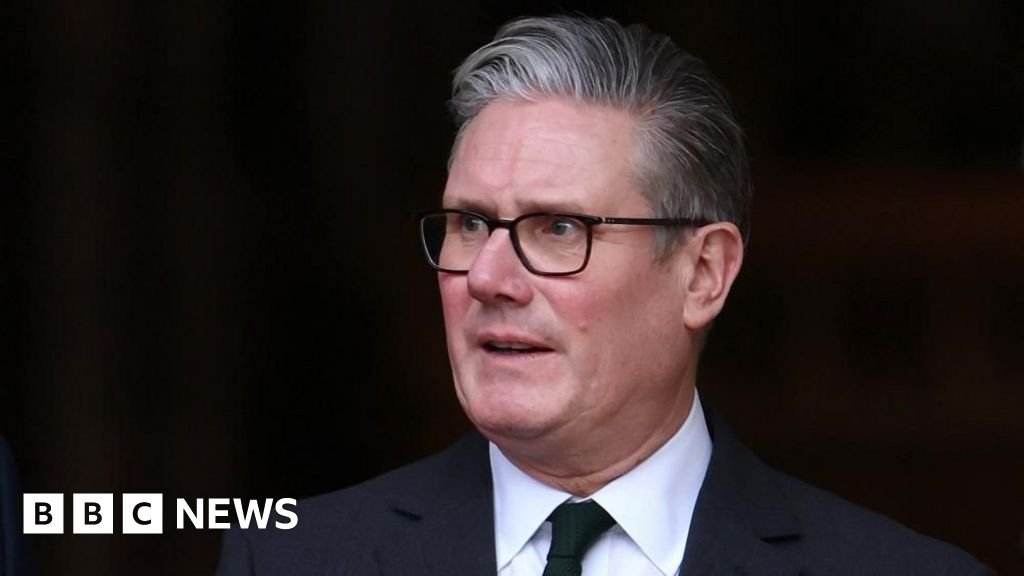 PM says Mandelson appointment was mistake as No 10 denies cover-up