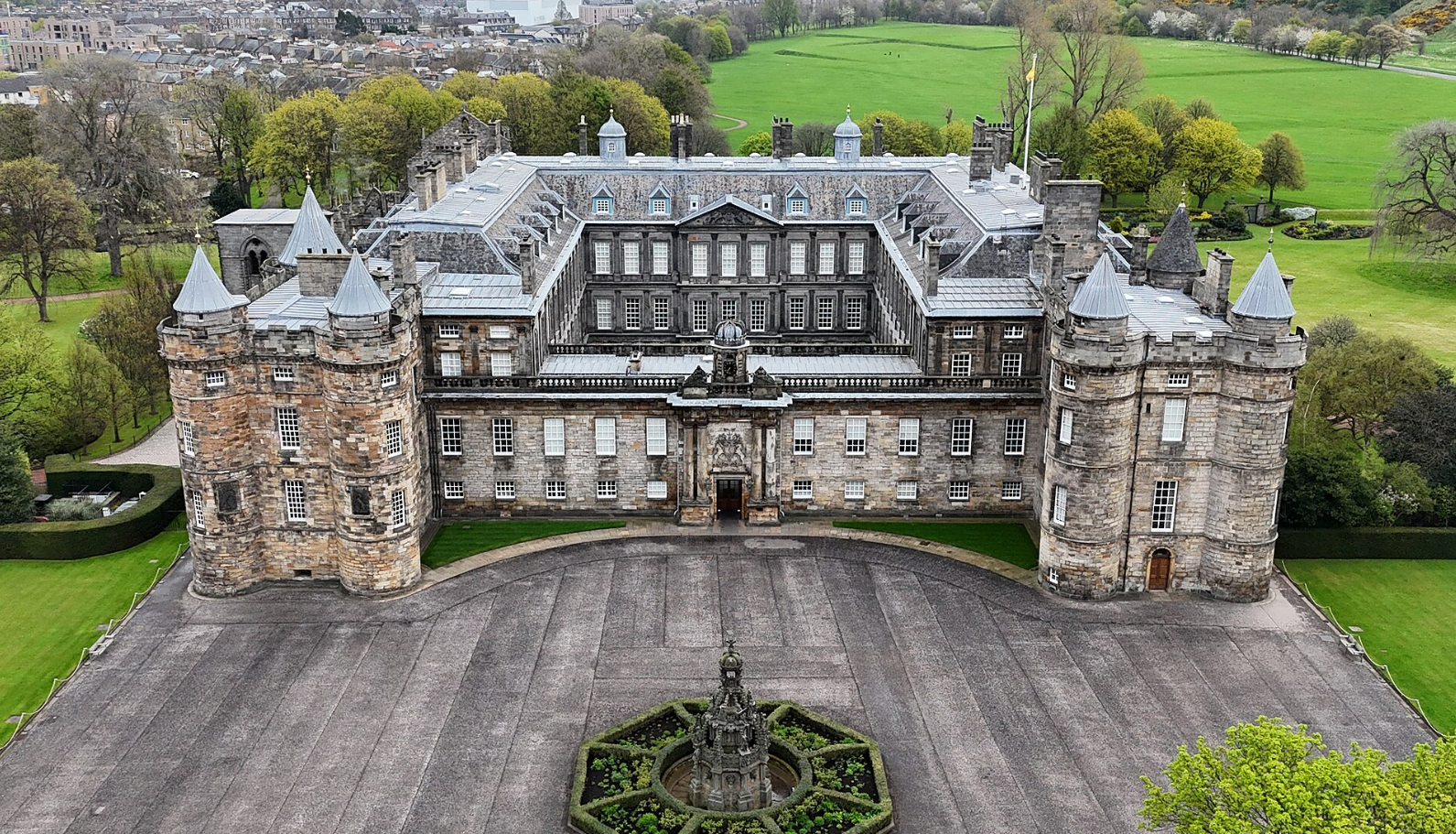 Queen Elizabeth II’s private rooms to open to the public - including the room where she watched Horse Racing on TV
