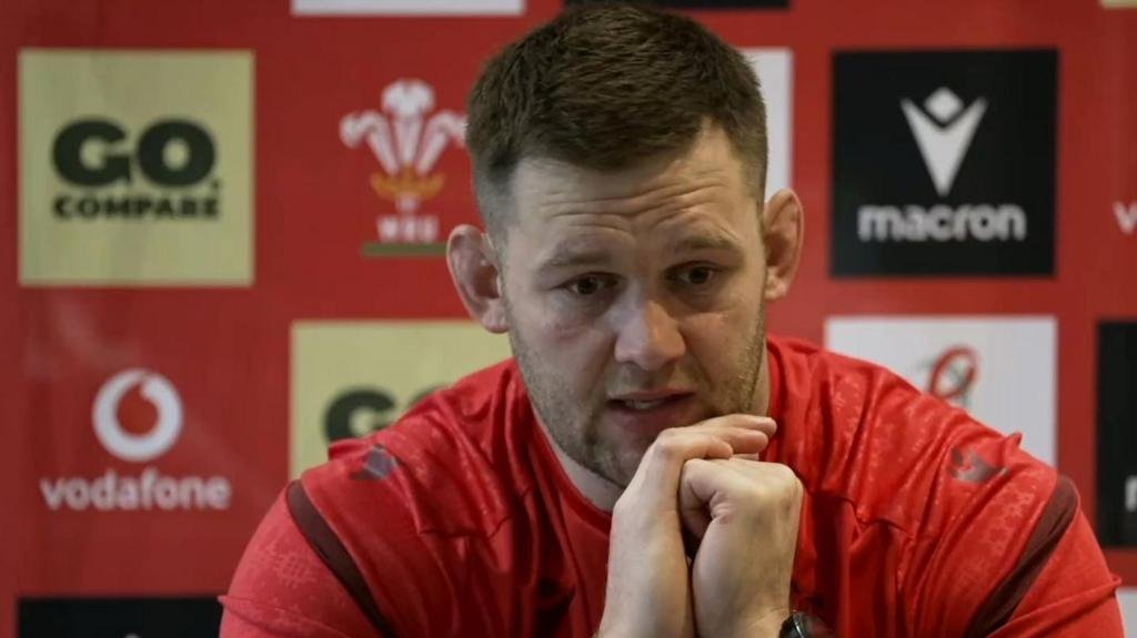 Dan Lydiate speaks to the media
