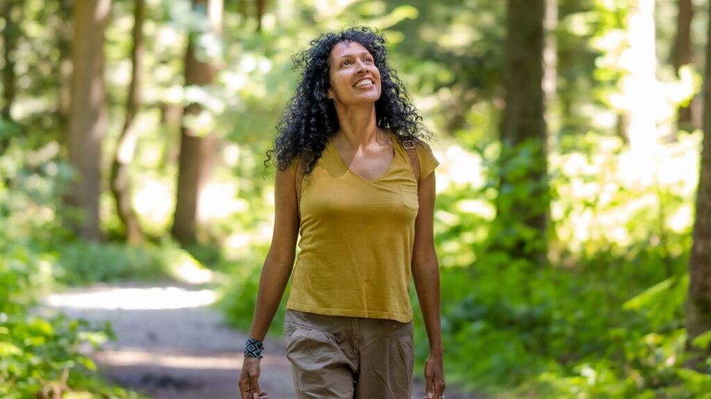 Study Suggests Birdwatching May Protect Brain Health