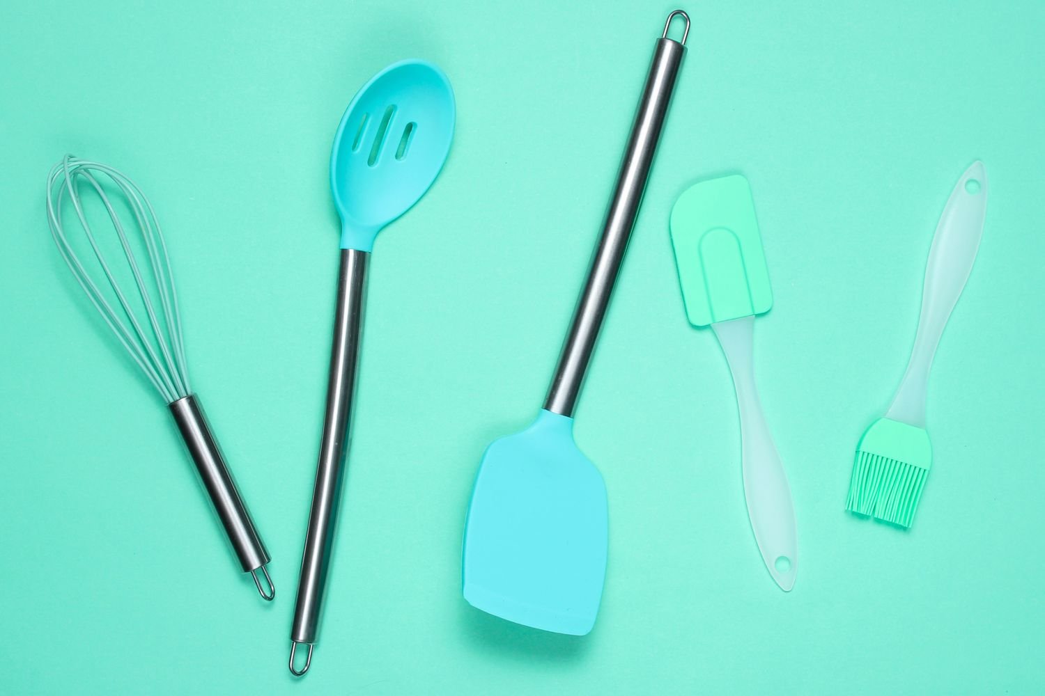 6 Kitchen Items Chefs Say Are a Total Waste of Money