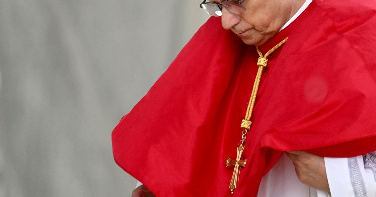 After picking fight with pope, Trump promotes image panned as ‘blasphemy’