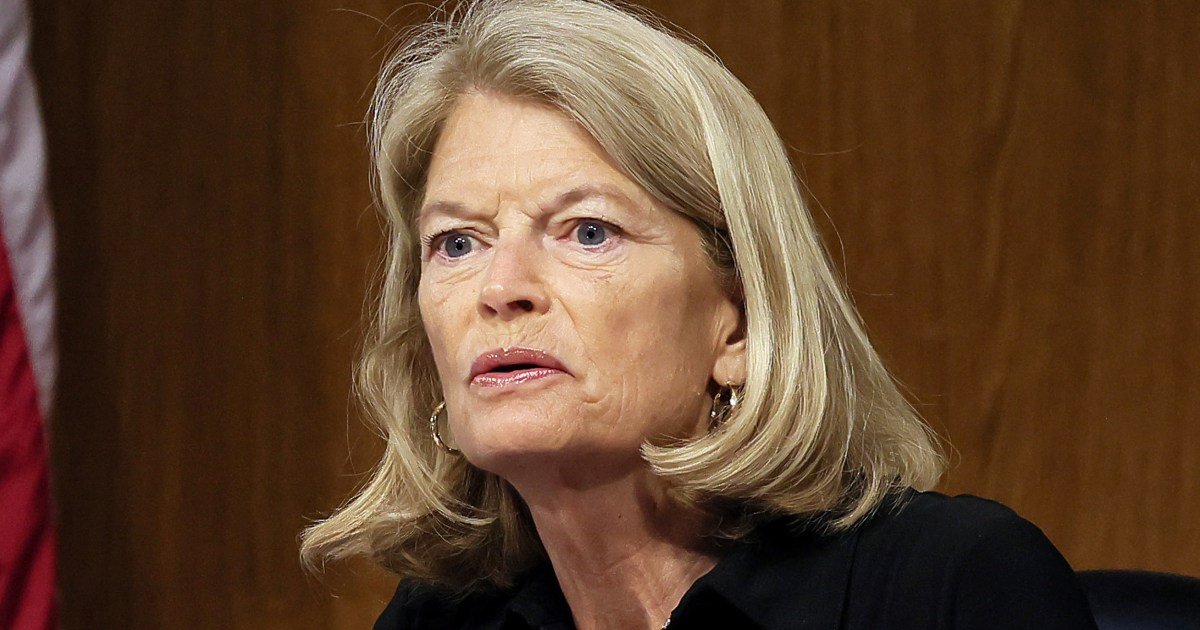 On the war in Iran, the White House confronts cracks in the Republican façade