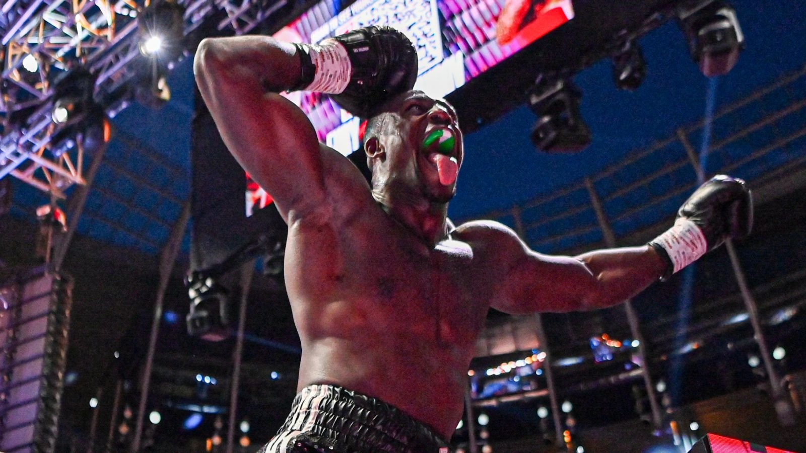 Richard Riakporhe: 'You can see in my aura I’m very serious about doing real damage in the heavyweight division' | Boxing News